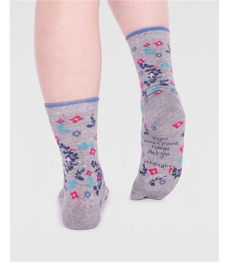 Socken im Geschenkbeutel (1 Paar) – Viola