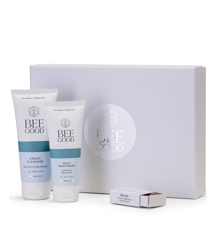 Natural Cleanse & Care Skincare Duo Gift Set WoolOvers UK