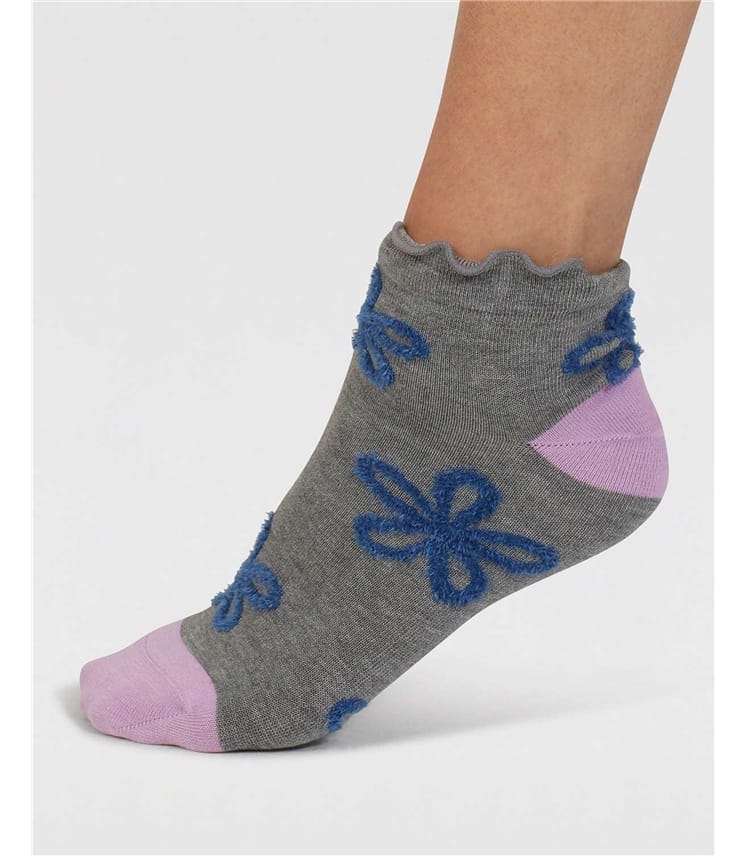Womens Daisee Textured Flower Bam Ankle Socks