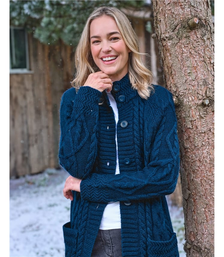 Langstrickjacke mit Aran-Zopfmuster aus reiner Wolle für Damen