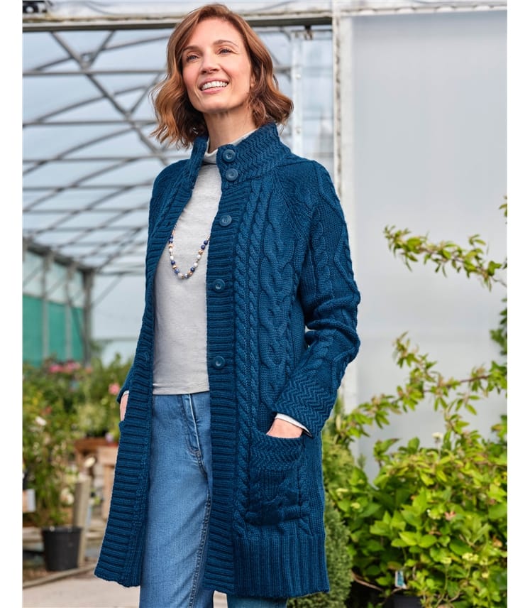 Langstrickjacke mit Aran-Zopfmuster aus reiner Wolle für Damen