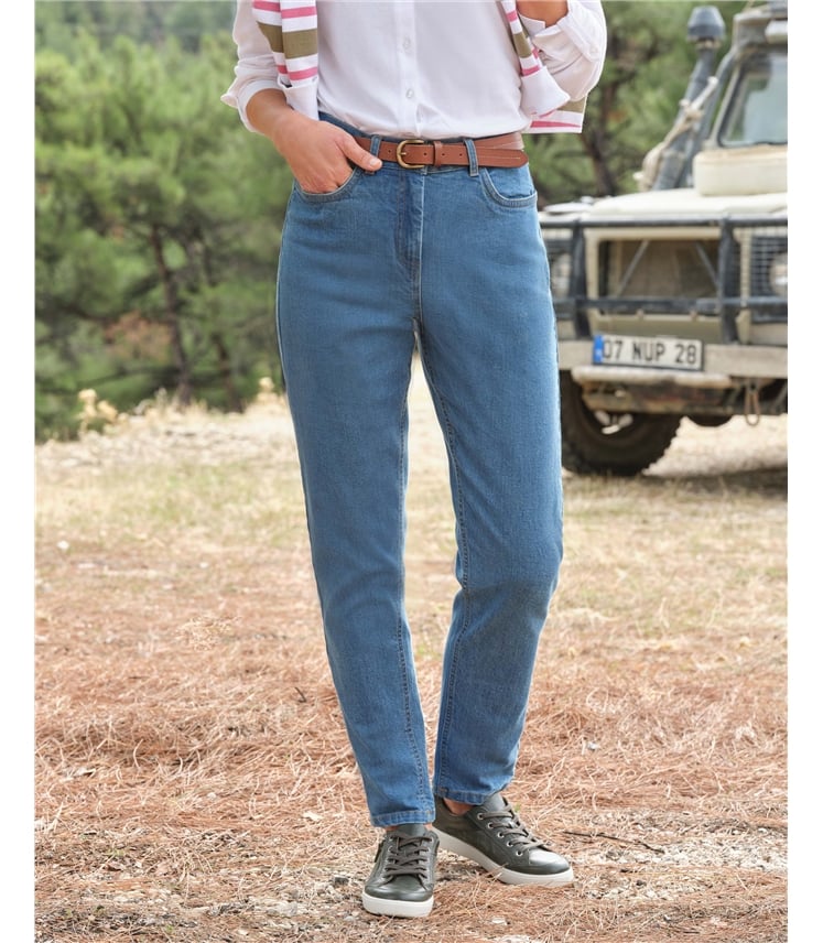 Stretch Easy Tapered Leg Jeans