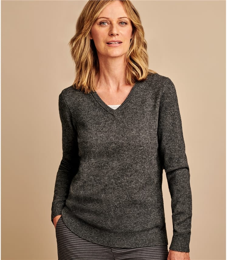 Lambswool Classic V Neck Sweater