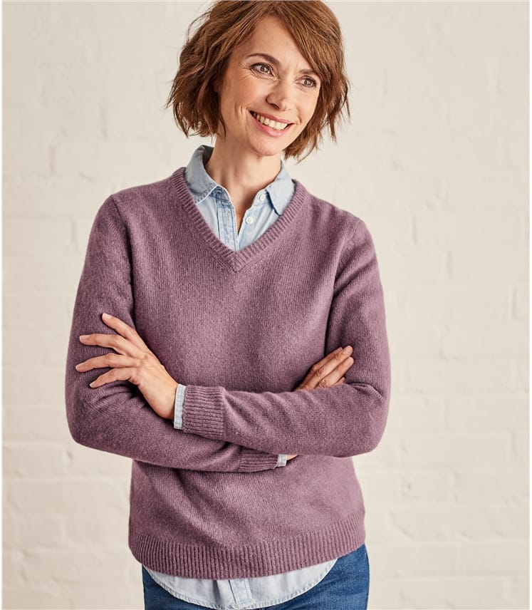 Purple Mist | Womens Lambswool V Neck Jumper | WoolOvers AU