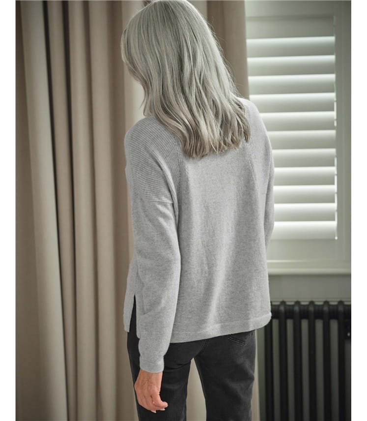 Luxuriöser Pullover aus reinem Kaschmir