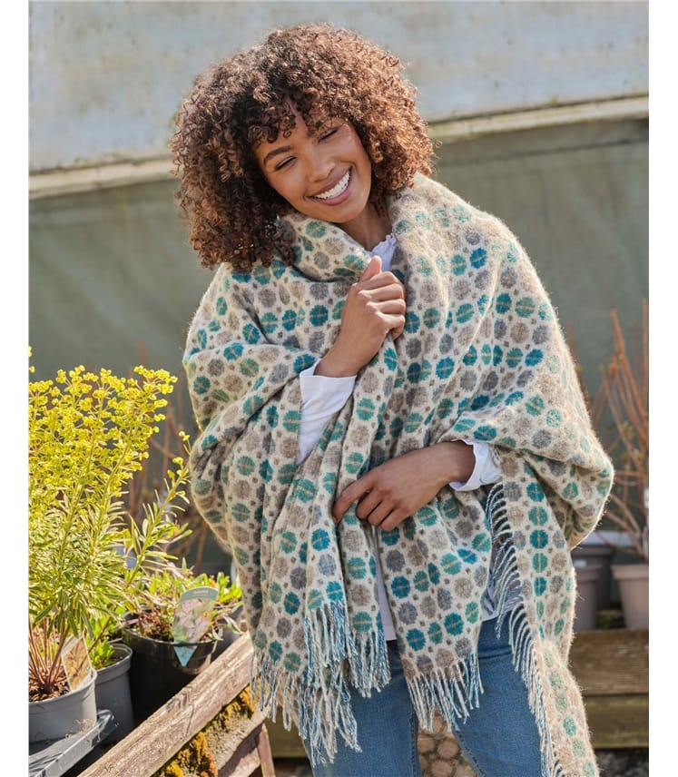 Woven Spot Wool Throw