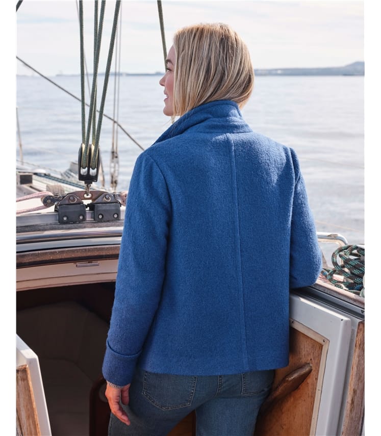 Manteau court doublé en laine