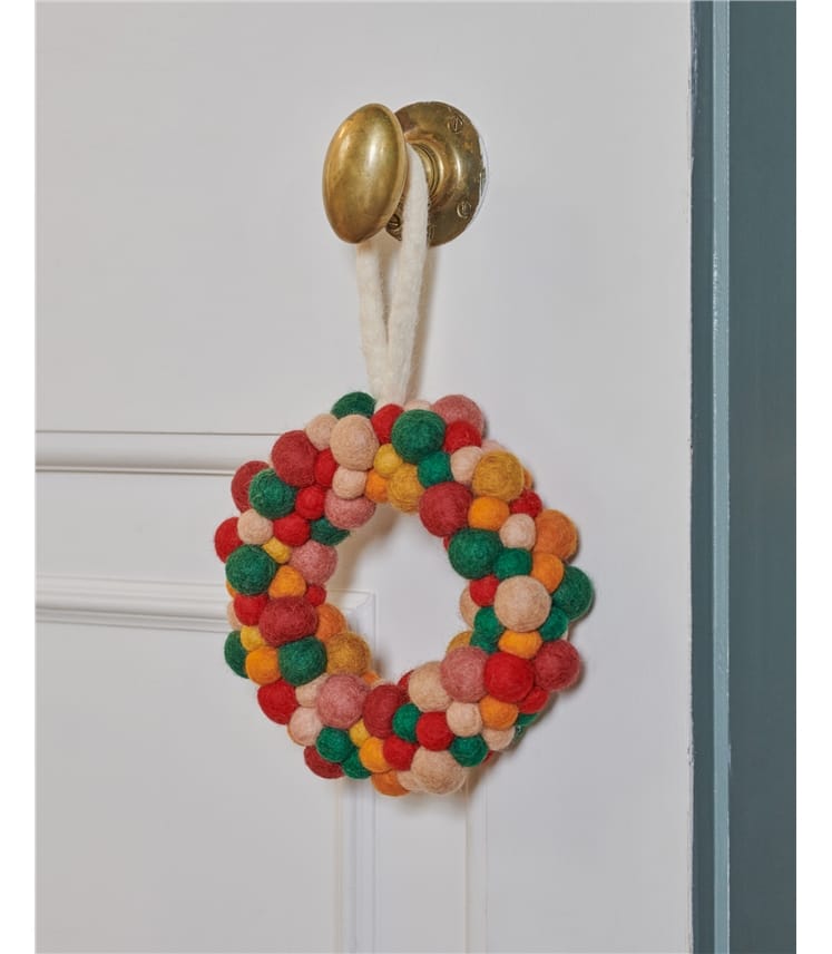 Pom Pom Wreath Small