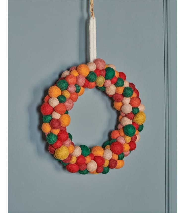 Pom Pom Wreath Large