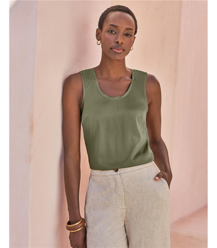 Silk Front Jersey Vest