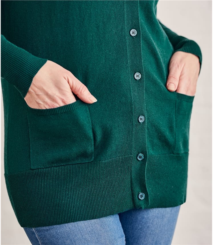 women's green sweater