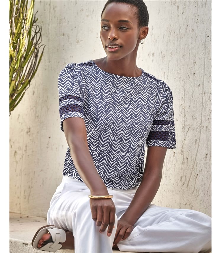 Lace Sleeve Detail Tee