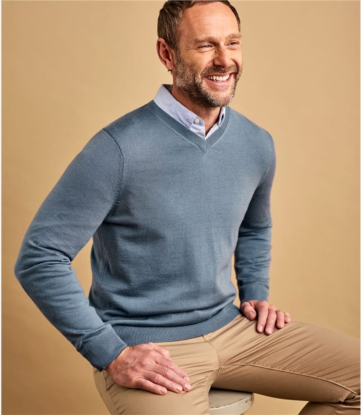 Storm Blue | Mens Luxurious Merino V Neck Sweater | WoolOvers US