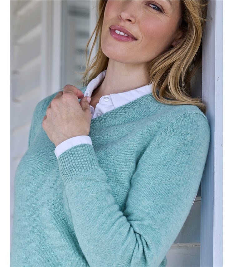 Womens Lambswool V Neck Jumper
