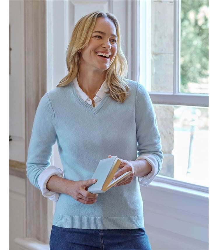 Womens Lambswool V Neck Jumper