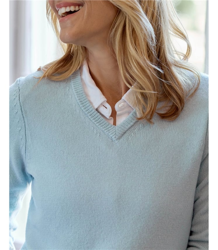 Womens Lambswool V Neck Jumper