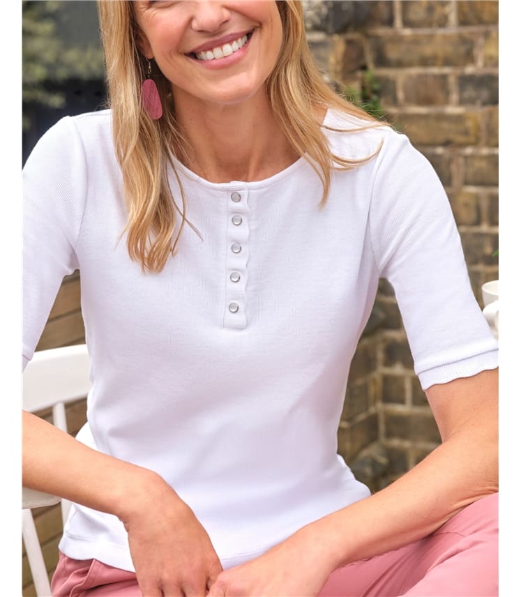 Scallop Rib Short Sleeve Henley Top