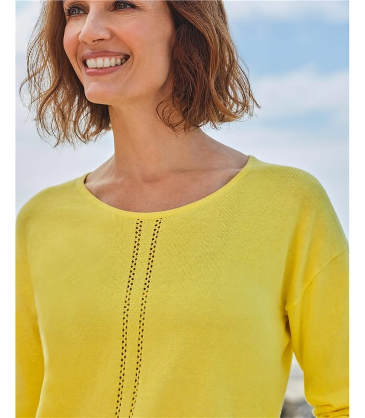 Relaxed Scoop Neck Knitted Top