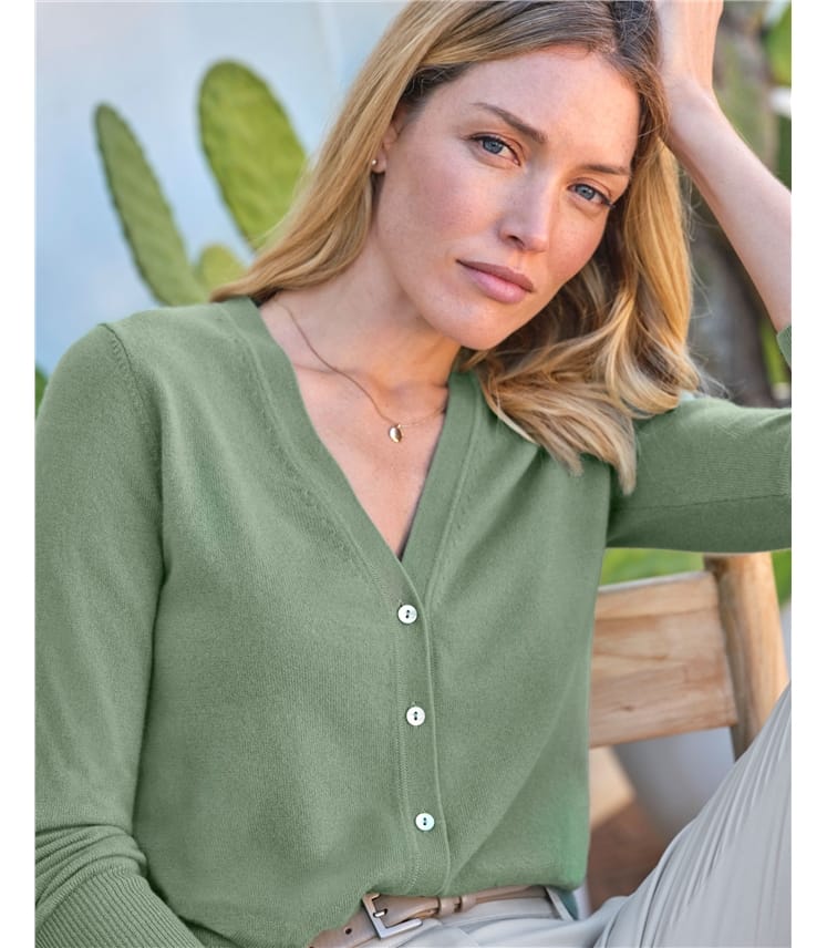 Kaschmir Strickjacke mit V-Ausschnitt