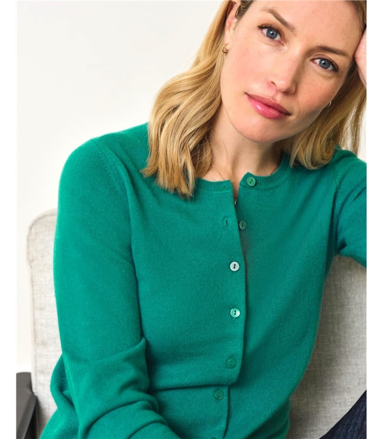 Kaschmir Strickjacke mit Rundhalsausschnitt