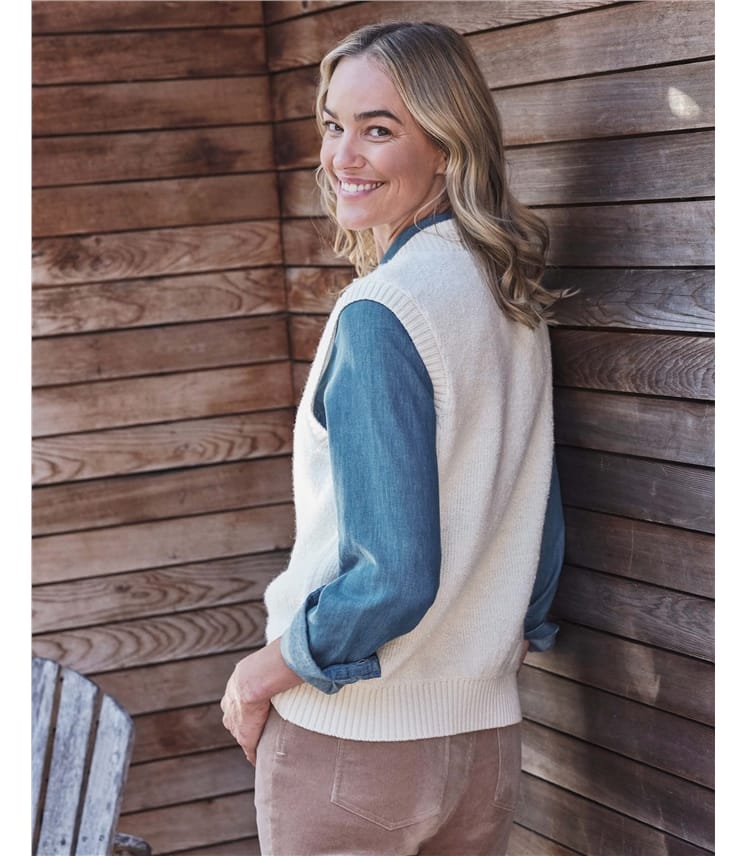 Textured Crew Neck Waistcoat