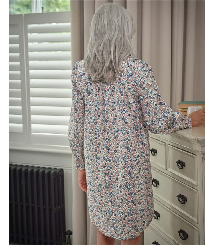 Petal Collar Nightshirt
