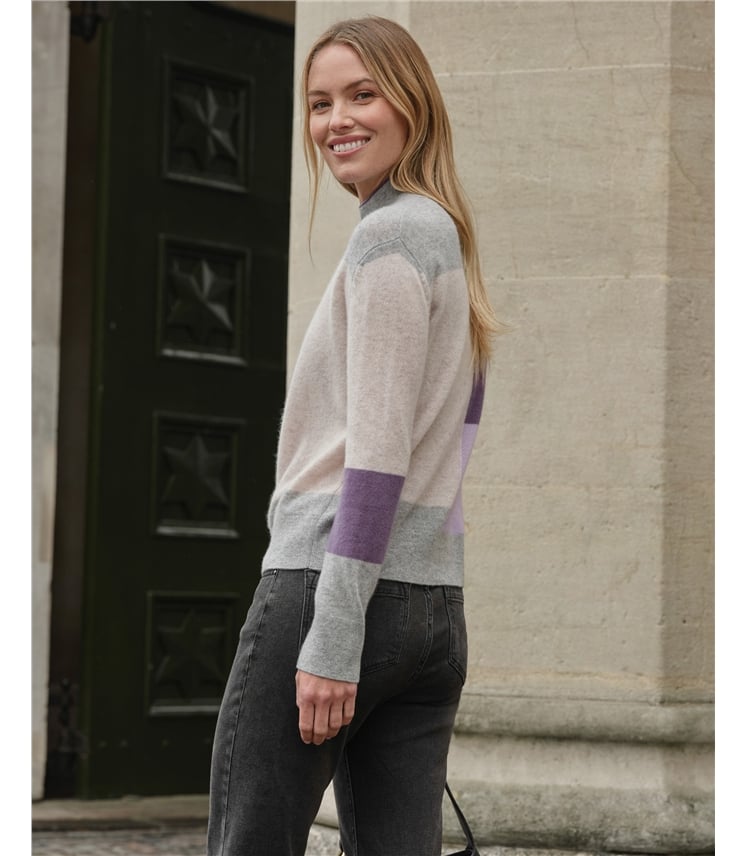Curated visual reference: Picture Idea: Grape Multi Gassato Color Block Sweater