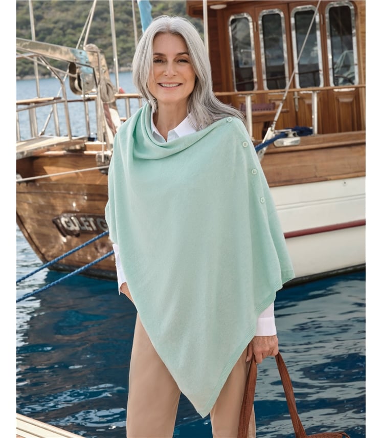 Poncho mit Knöpfen aus Kaschmir & Merinowolle