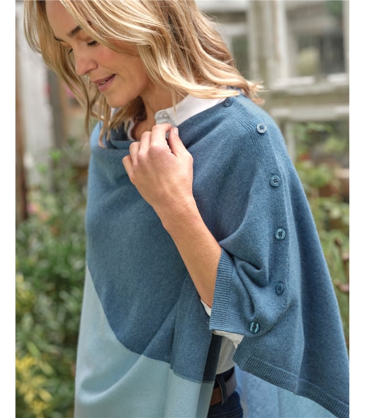 Poncho mit Knöpfen aus Kaschmir & Merinowolle