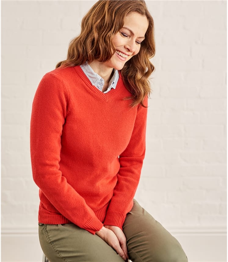 Rich Coral | Womens Lambswool V Neck Jumper | WoolOvers AU