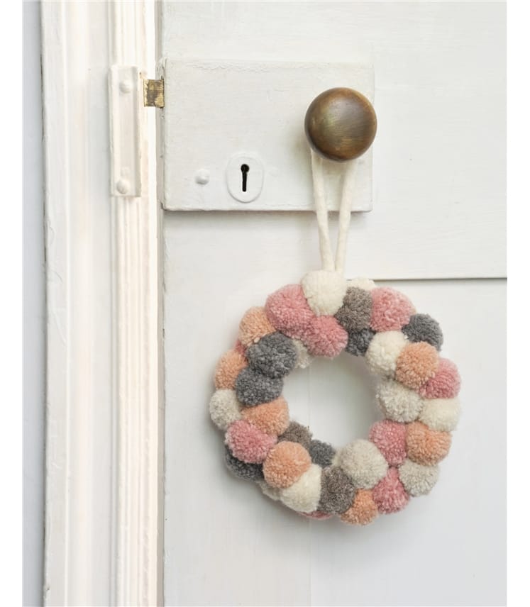 Pom Pom Wreath Small