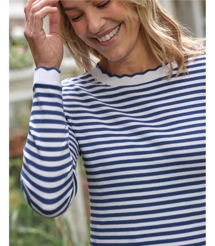 Scallop Edge Stripe Top