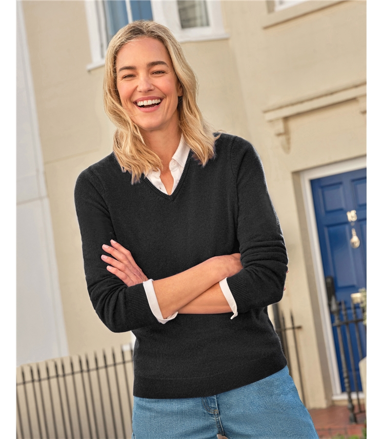 Cashmere & Merino V Neck Knitted Sweater
