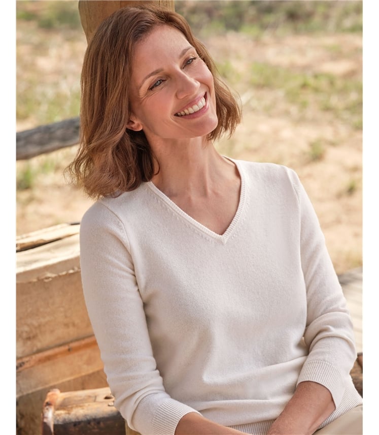 Cashmere & Merino V Neck Knitted Sweater
