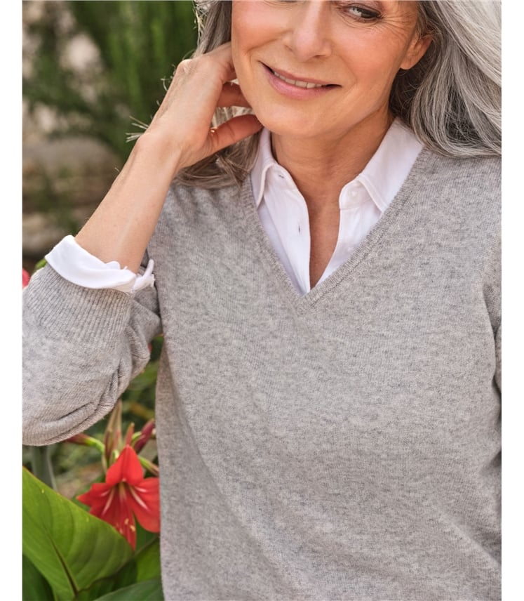 Cashmere & Merino V Neck Knitted Sweater