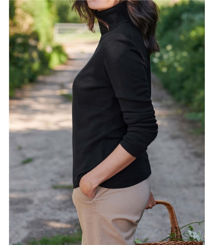 Cashmere and Merino Fitted Turtle Neck Knitted Sweater
