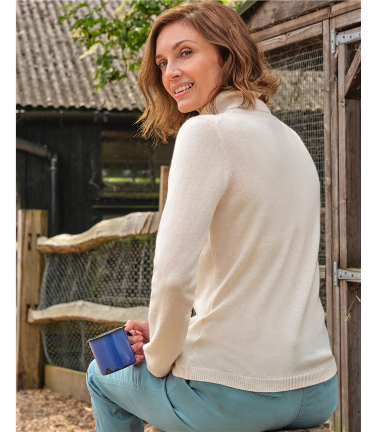 Cashmere and Merino Fitted Turtle Neck Knitted Sweater