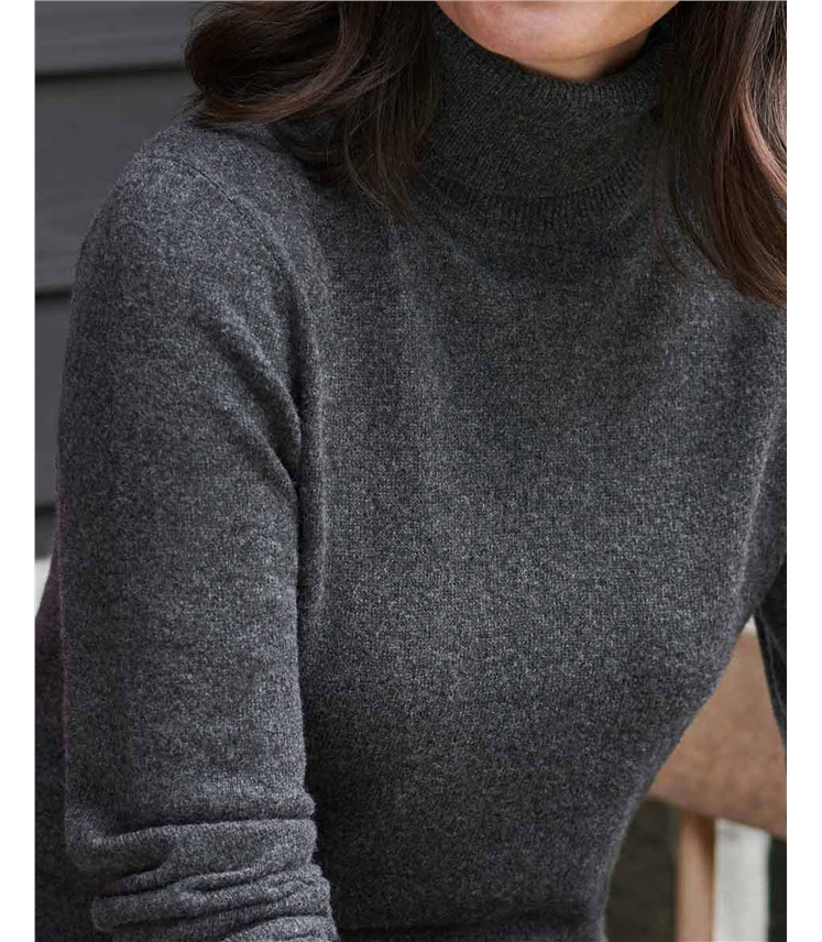 Cashmere and Merino Fitted Turtle Neck Knitted Sweater
