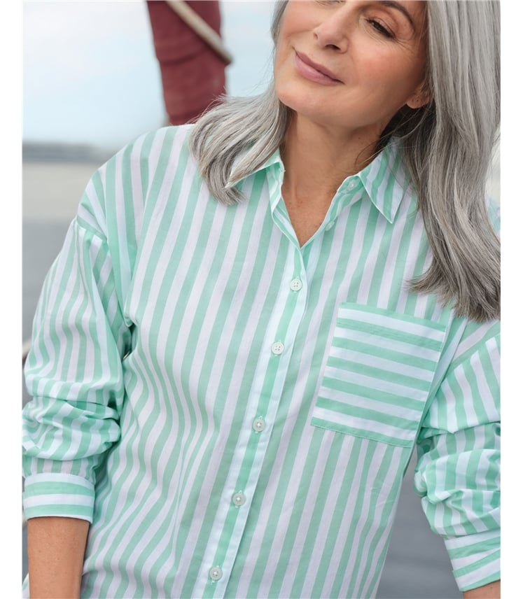 Lässiges gestreiftes Baumwollhemd