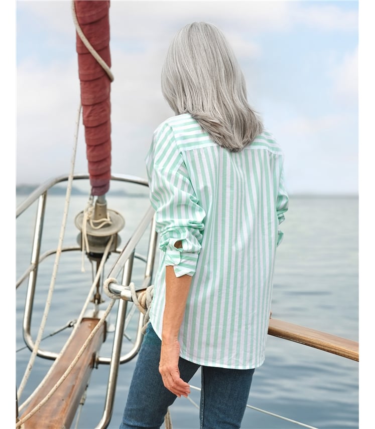 Lässiges gestreiftes Baumwollhemd