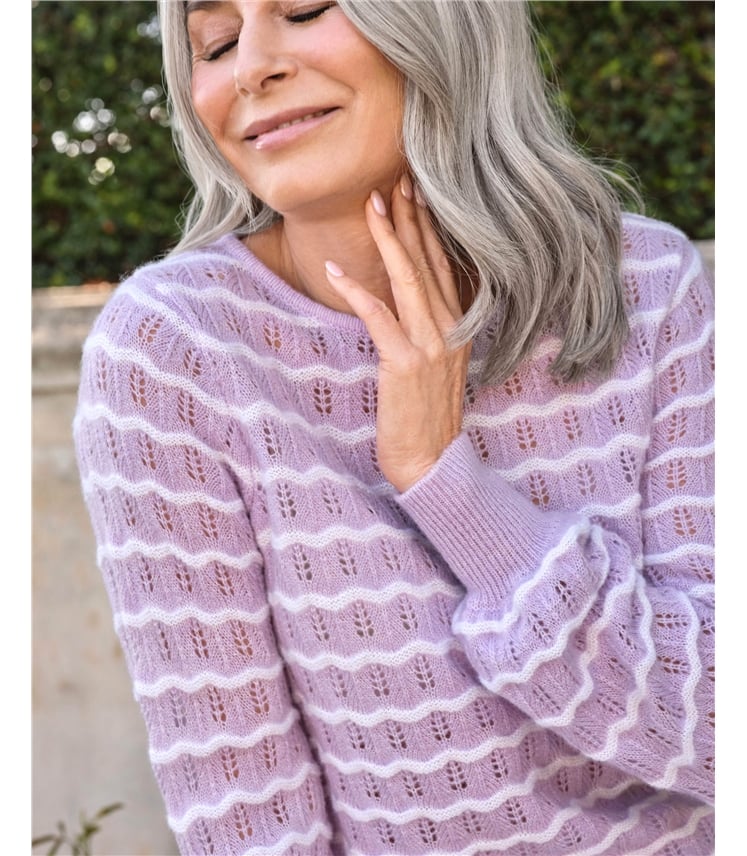 Wavy Mono Stripe With Button Back