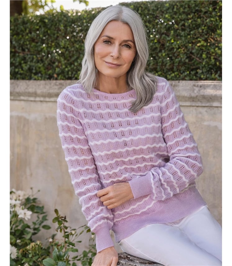 Wavy Mono Stripe With Button Back