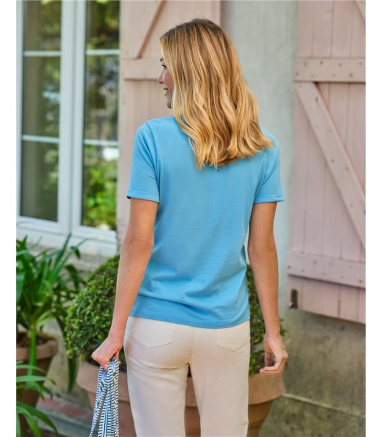 Shirt mit tiefem Ausschnitt aus Bio-Baumwolle