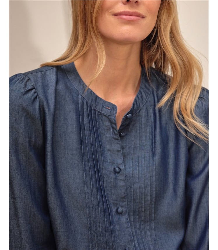 Tencel Collarless Pleated Blouse