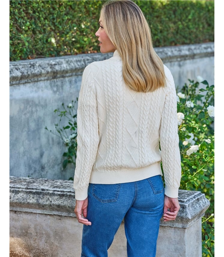 Baumwollstrickjacke mit Zopfmuster