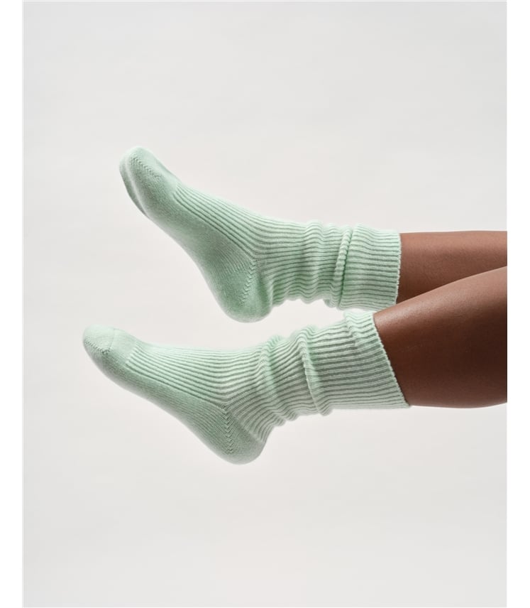 Ribbed Cashmere Socks