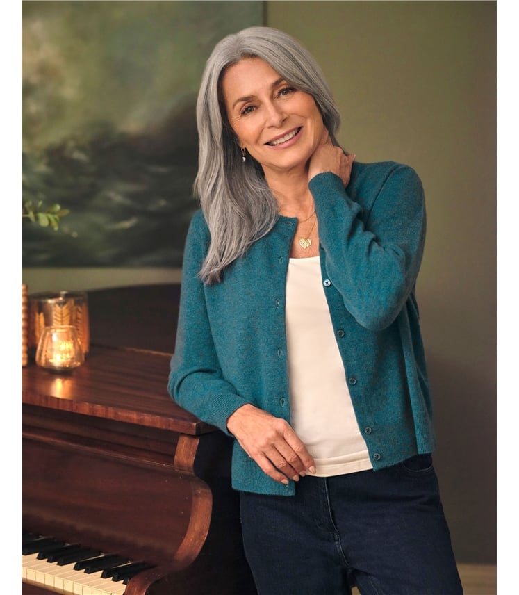 Cardigan court luxueux en pur cachemire