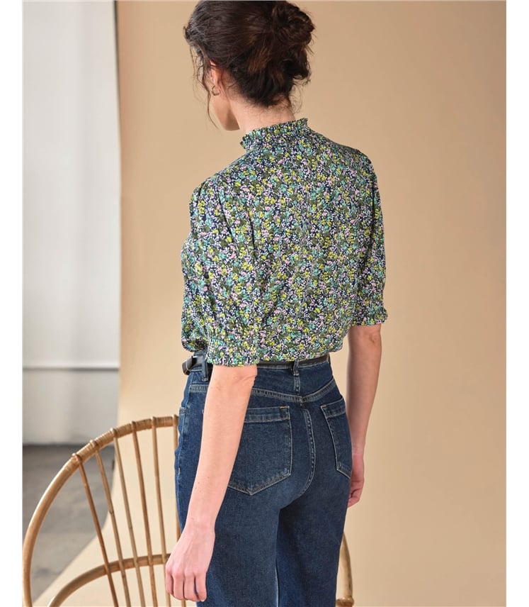 Shirred Short Sleeve Turtle Neck