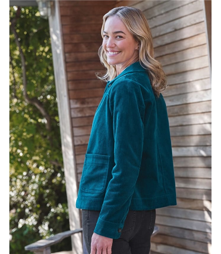 Leichte Cordjacke