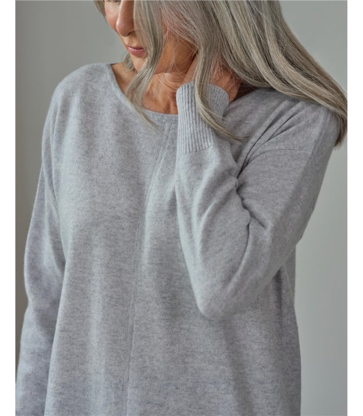 Luxurious Cashmere Boat Neck Jumper
